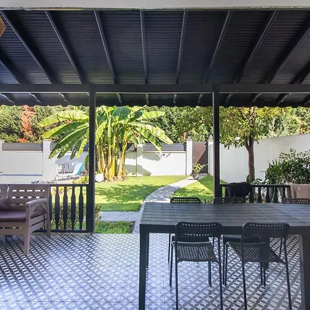 Dom wakacyjny 4br Ac Pool Bbq Garden On Bagdat Ave Kirkpinar *