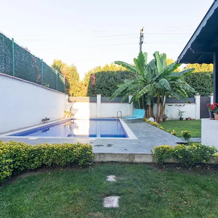 Dom wakacyjny 4br Ac Pool Bbq Garden On Bagdat Ave Kirkpinar *