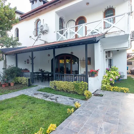 4br Ac Pool Bbq Garden On Bagdat Ave Kirkpinar Dom wakacyjny