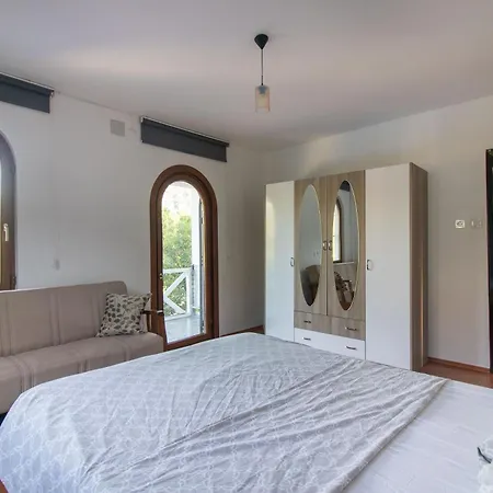 4br Ac Pool Bbq Garden On Bagdat Ave Kirkpinar Dom wakacyjny