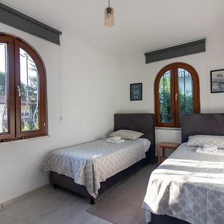 4br Ac Pool Bbq Garden On Bagdat Ave Kirkpinar Dom wakacyjny