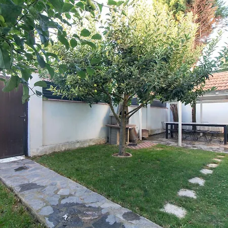 Dom wakacyjny 4br Ac Pool Bbq Garden On Bagdat Ave Kirkpinar *