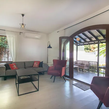 4br Ac Pool Bbq Garden On Bagdat Ave Kirkpinar Sapanca
