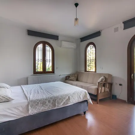 4br Ac Pool Bbq Garden On Bagdat Ave Kirkpinar * Sapanca