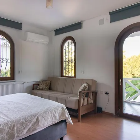 4br Ac Pool Bbq Garden On Bagdat Ave Kirkpinar Dom wakacyjny *