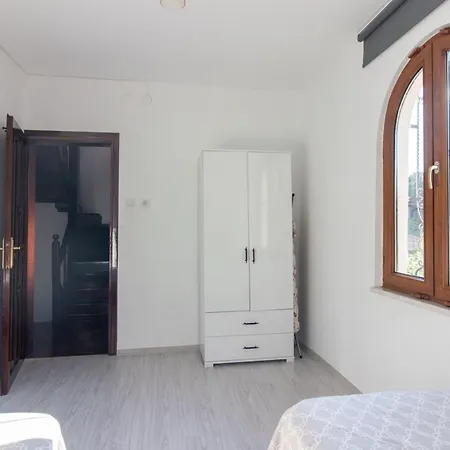 4br Ac Pool Bbq Garden On Bagdat Ave Kirkpinar Dom wakacyjny